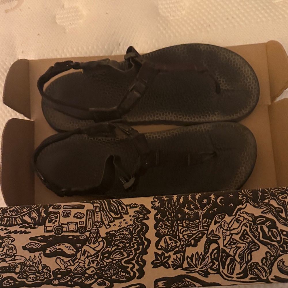 Bedrock Hiking Sandals 11.5